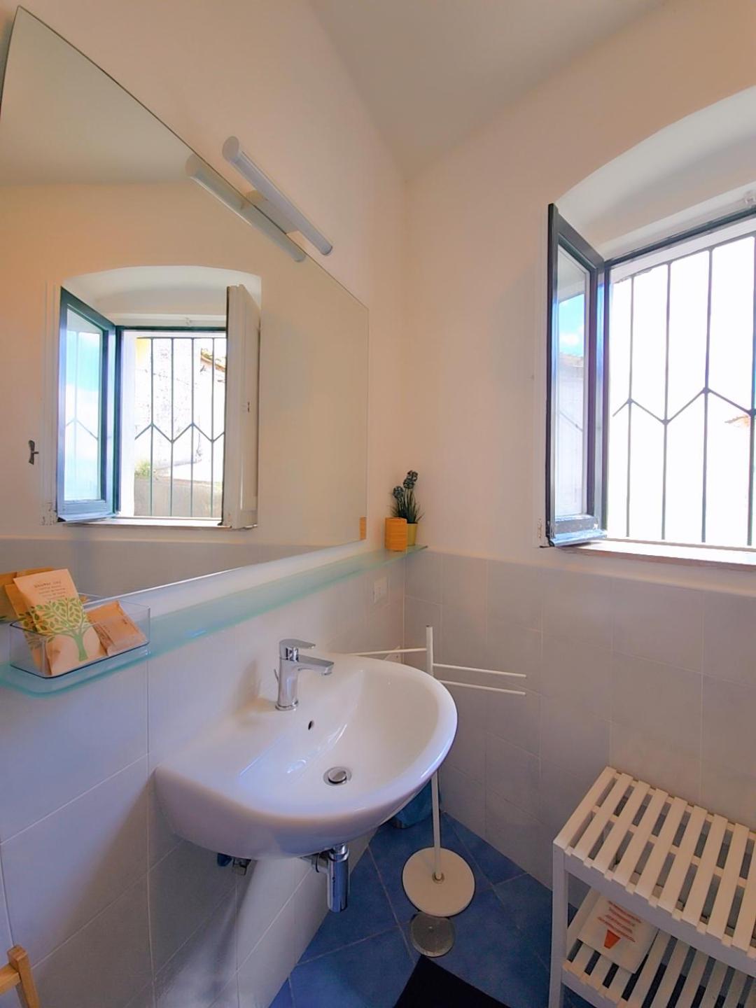 Raito Guest House - Amalfi Coast Vietri Eksteriør billede